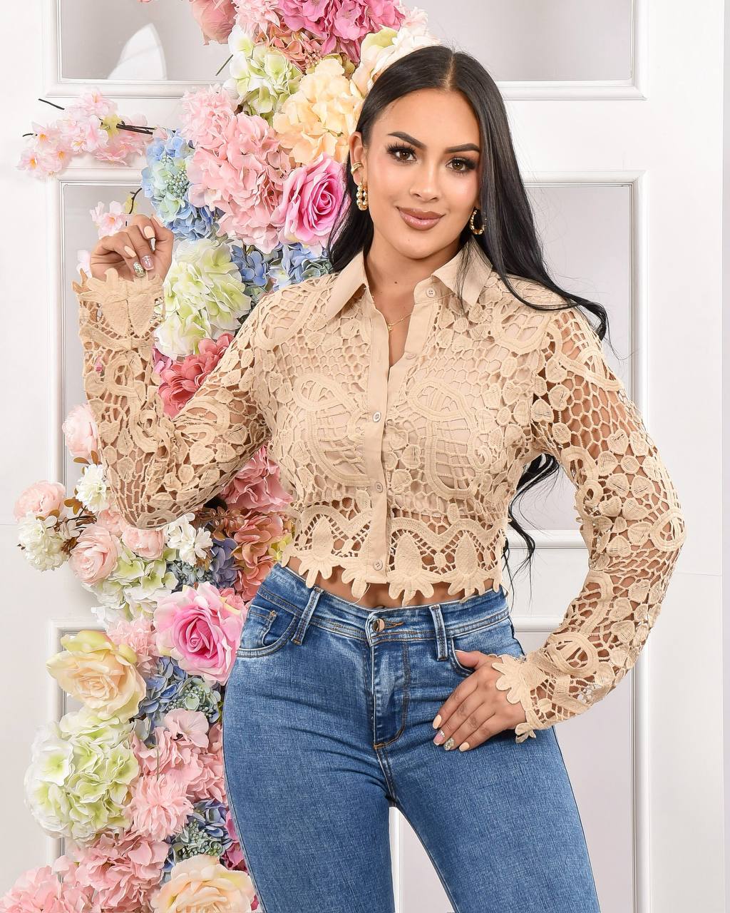 B25025 Blusa bordado suizo