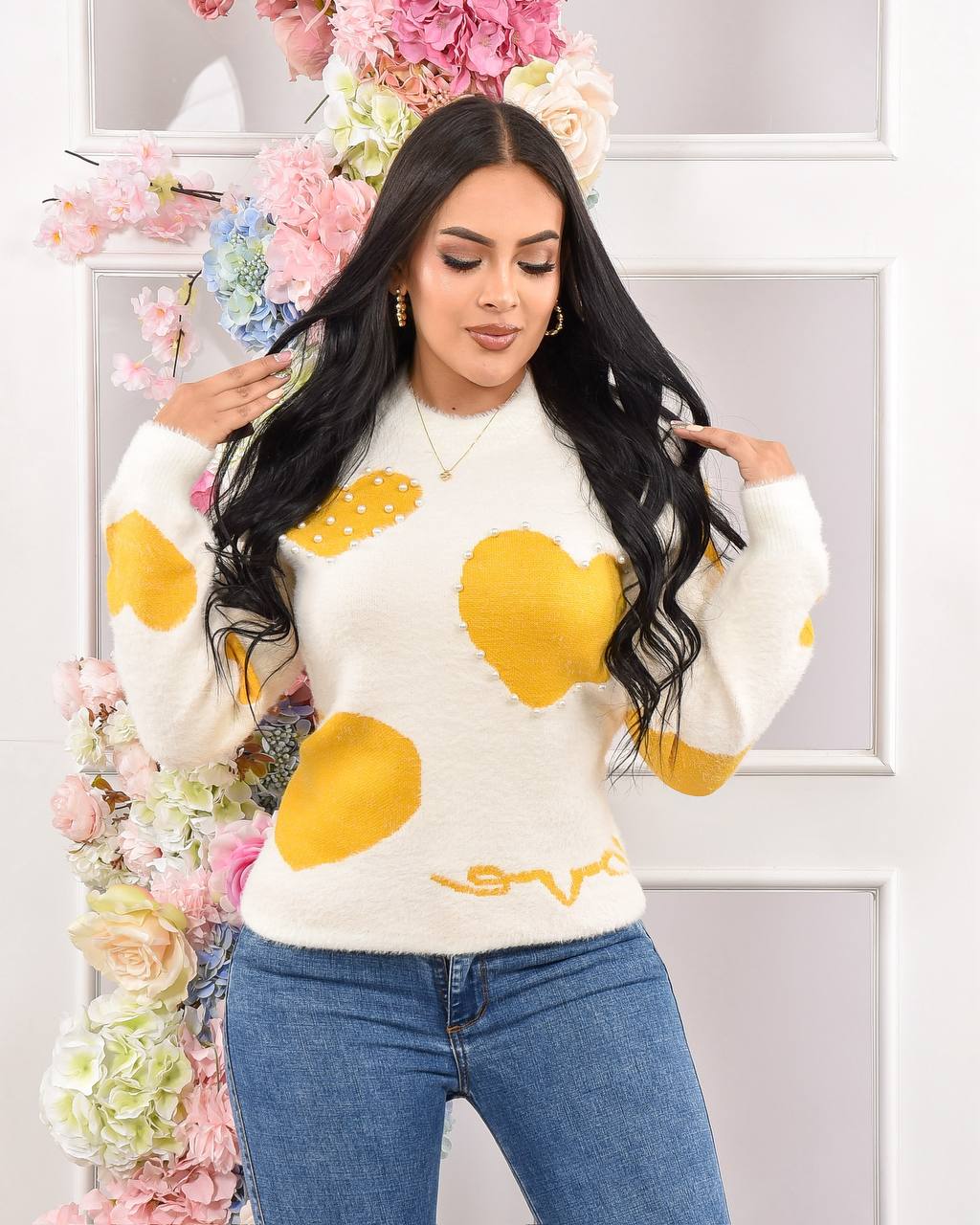 B25028 Sueter corazones