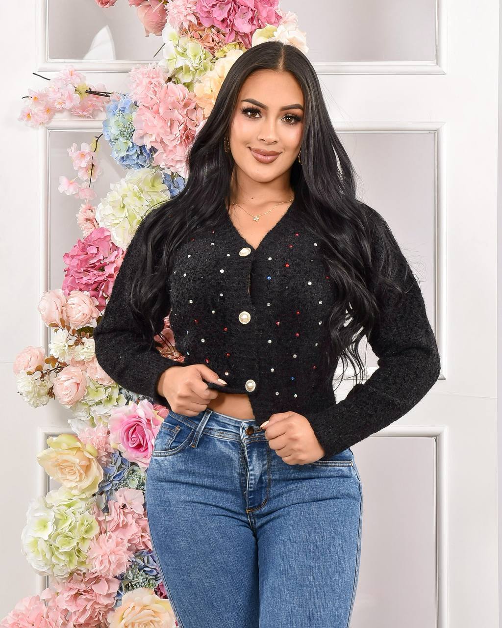 B25027 Sueter con pedreria bordada + corp top